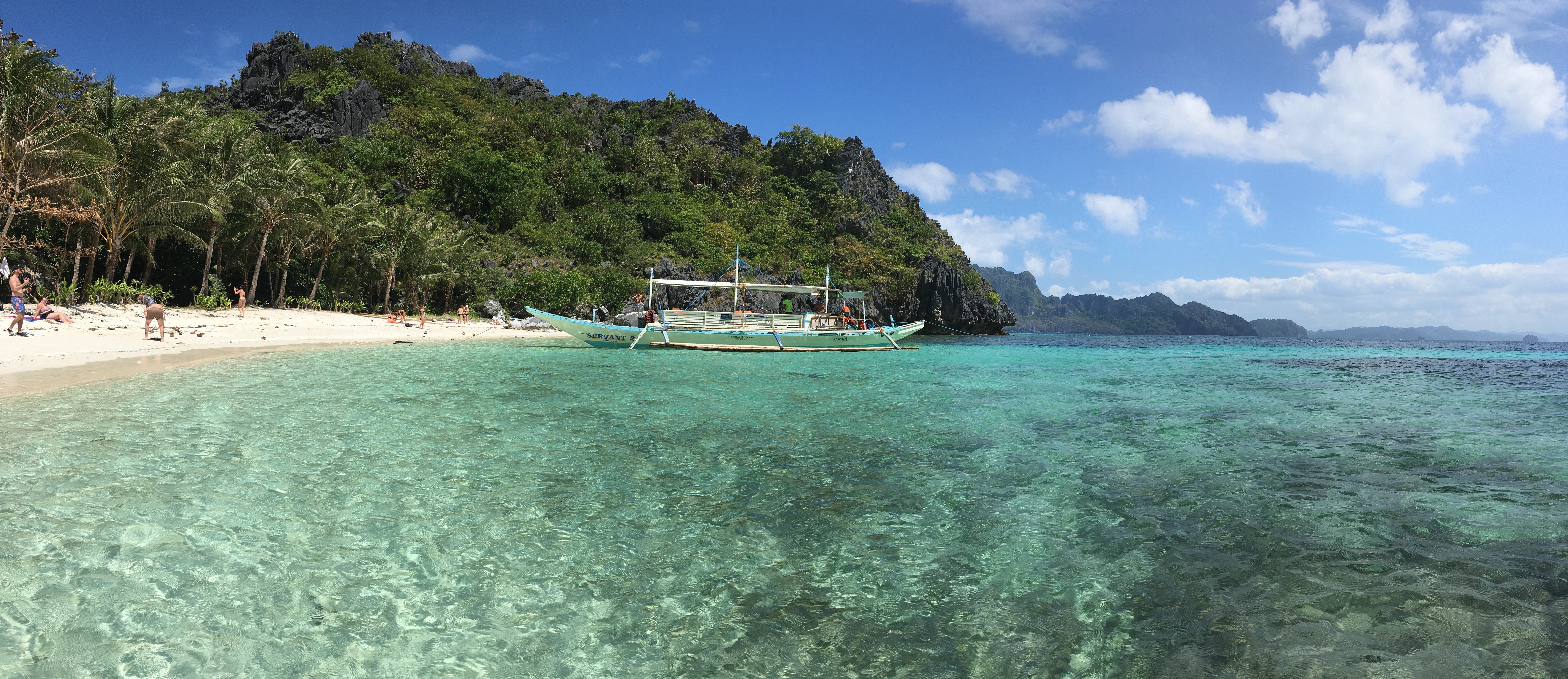 island-hopping-tour-el-nido-palawan
