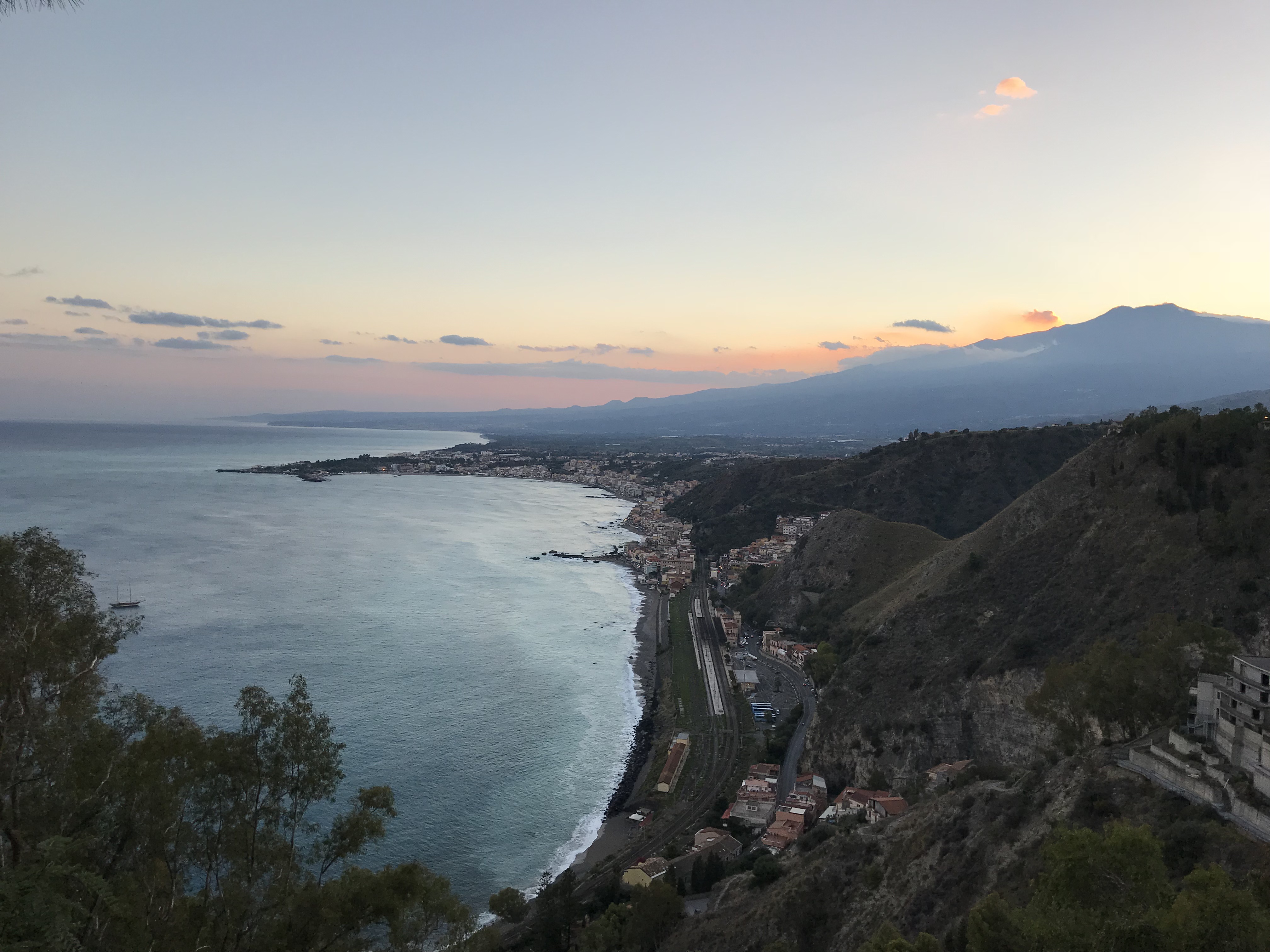 vista-giardini-villa-comunale-taormina