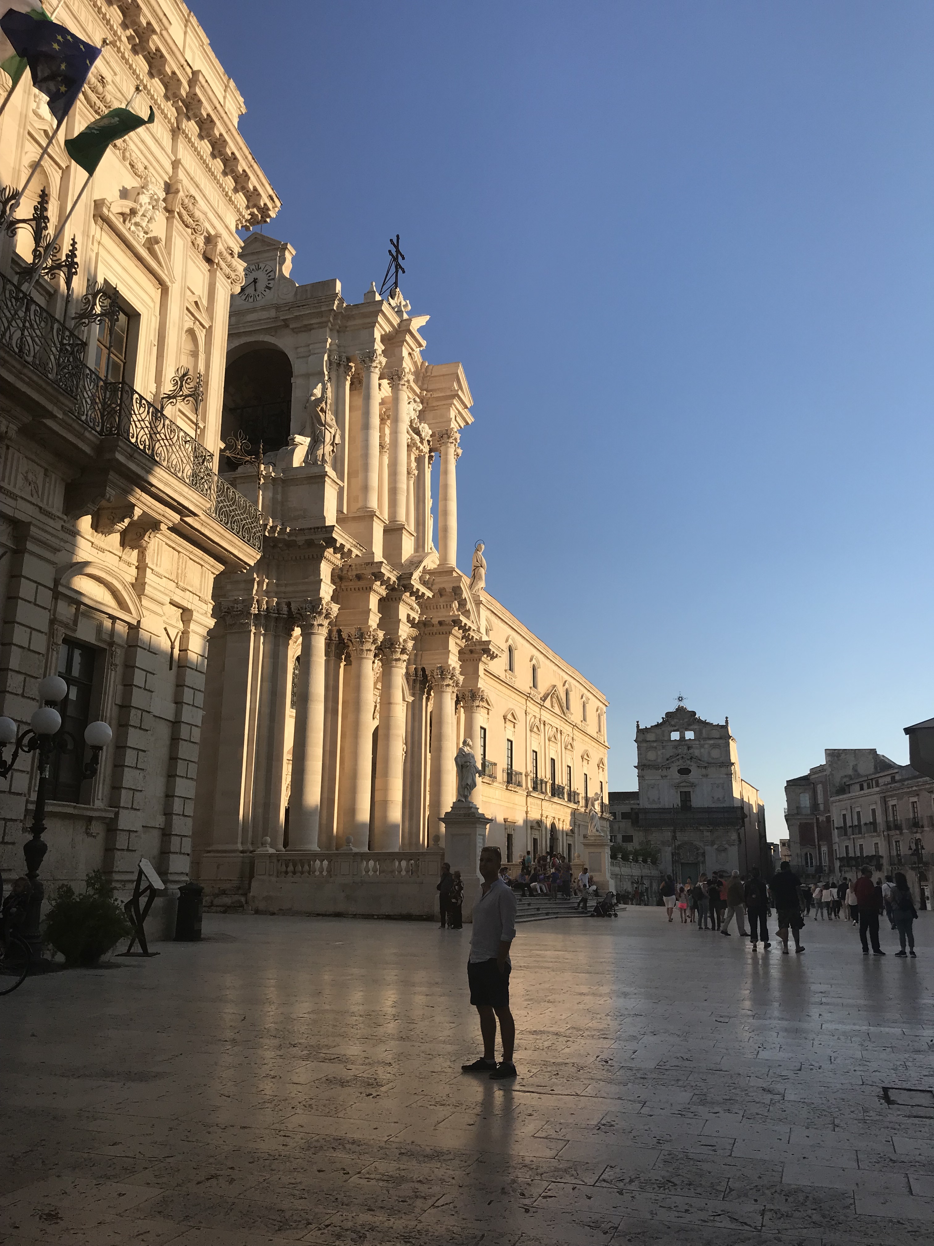 piazza-duomo-ortigia