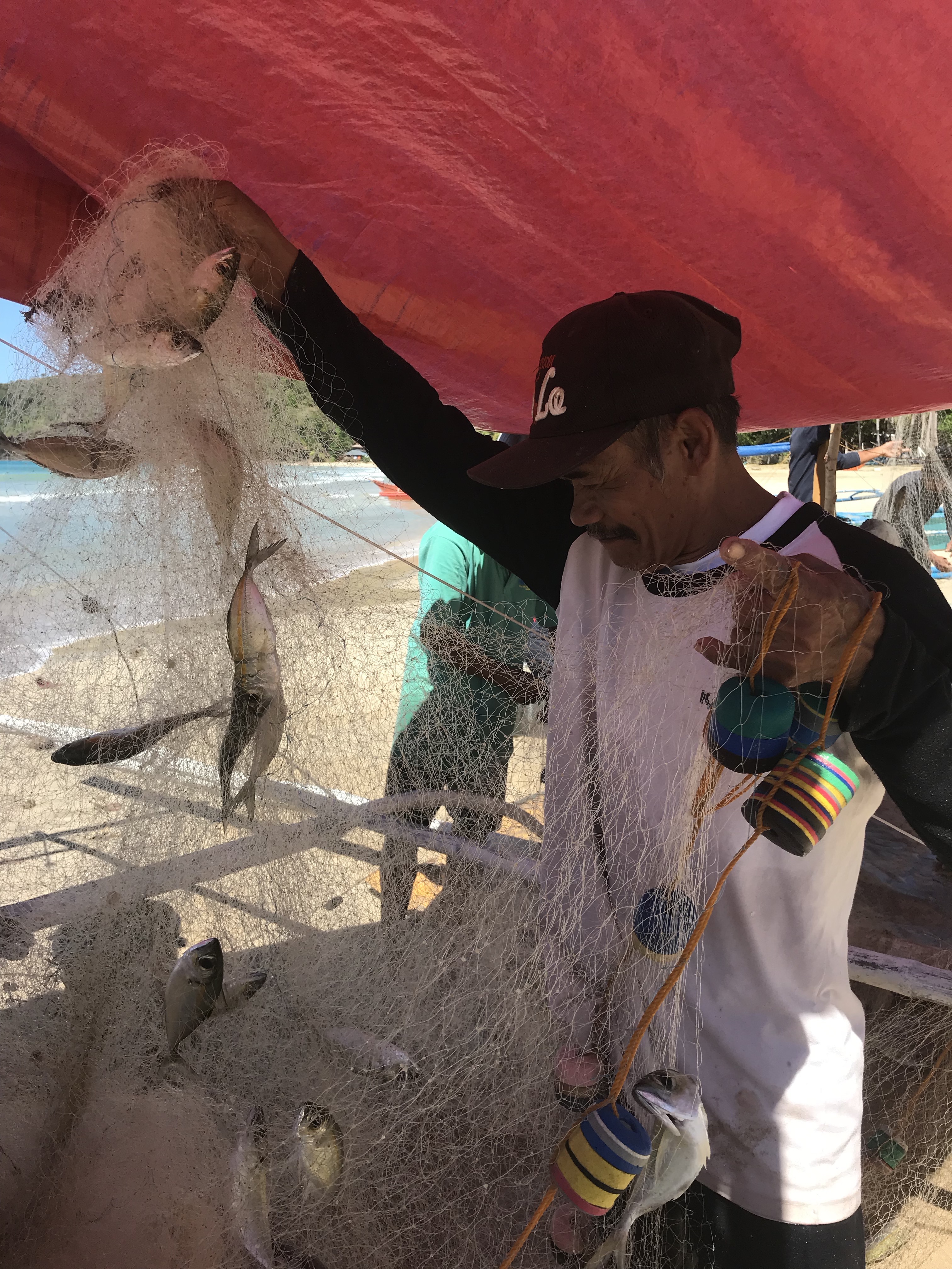 pescatori-nagtabon-beach-palawan