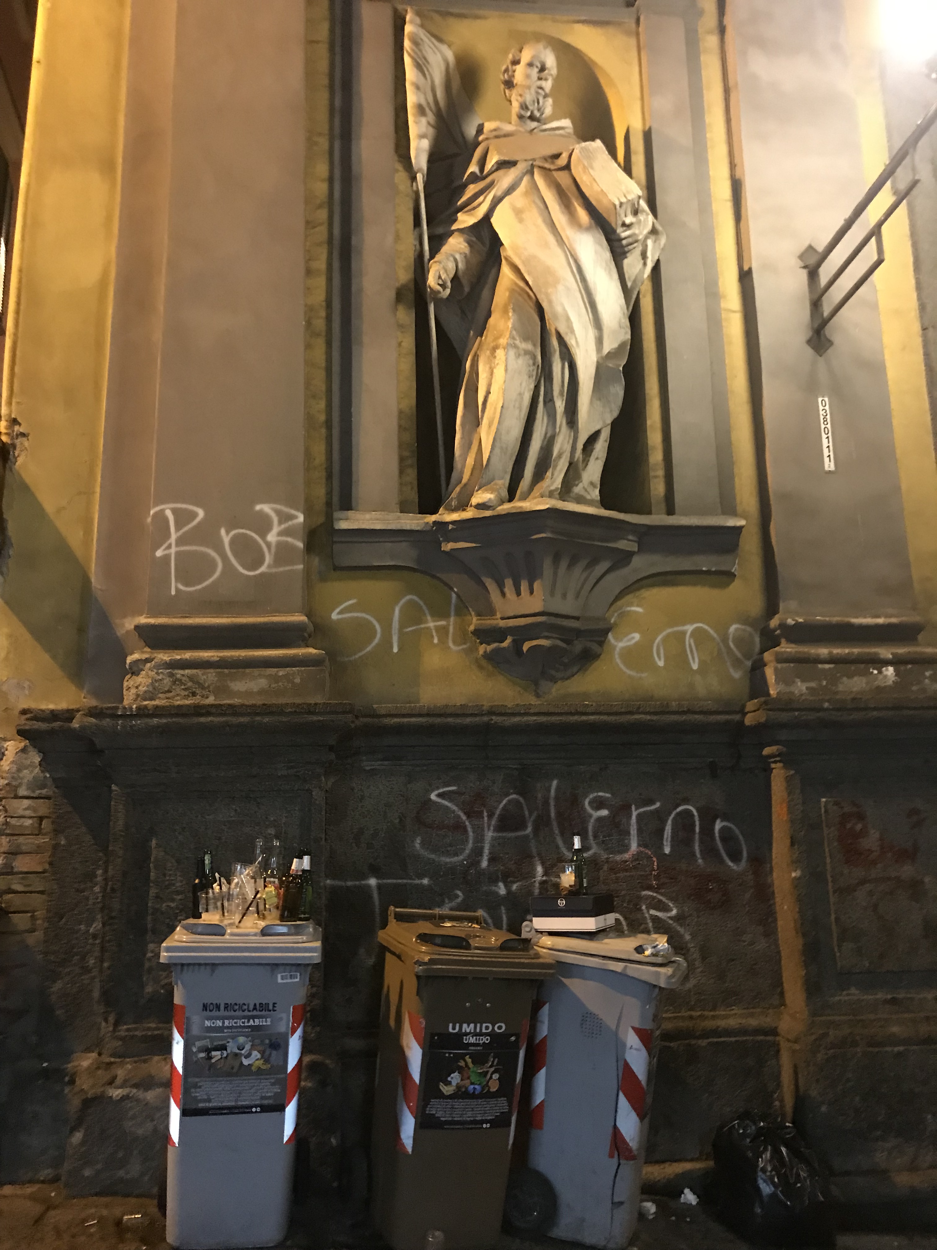 venerdì-sera-strade napoletane