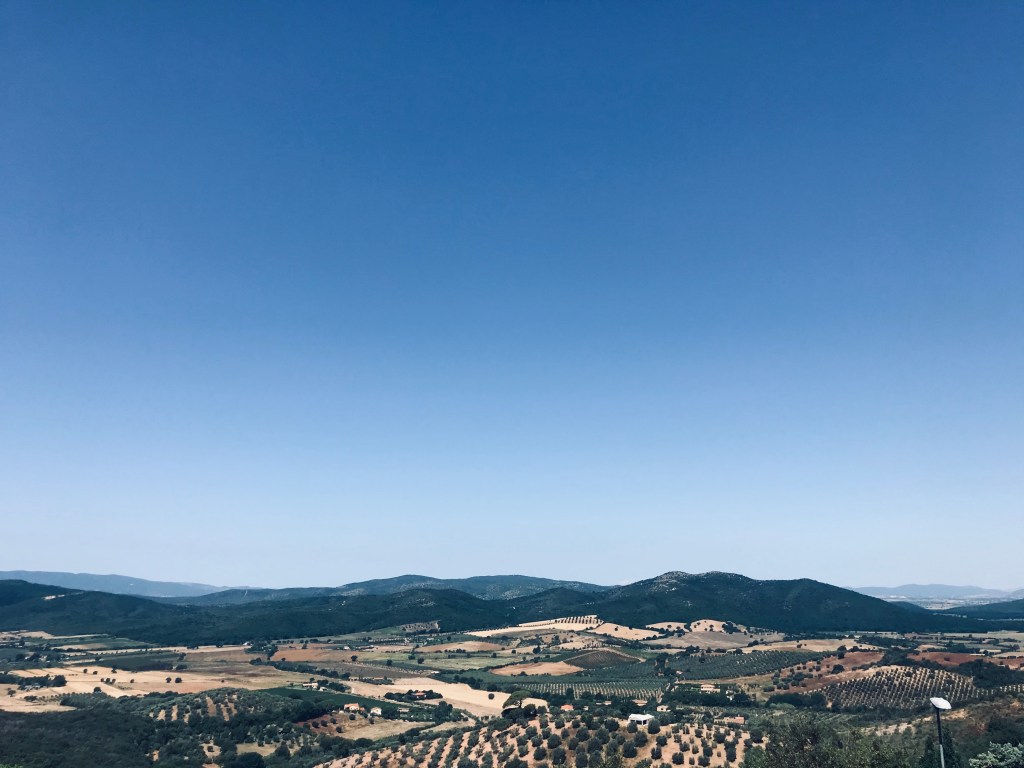 La vista sulla campagna maremmana dalle mura - Capalbio, Toscana, Italia