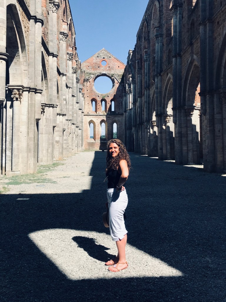La splendida Abbazia di San Galgano - Chiusdino, Toscana, Italia