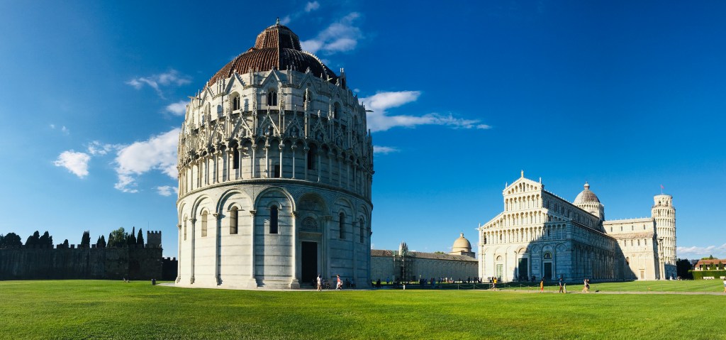 La spettacolare Piazza dei Miracoli - Pisa, Toscana, Italia
