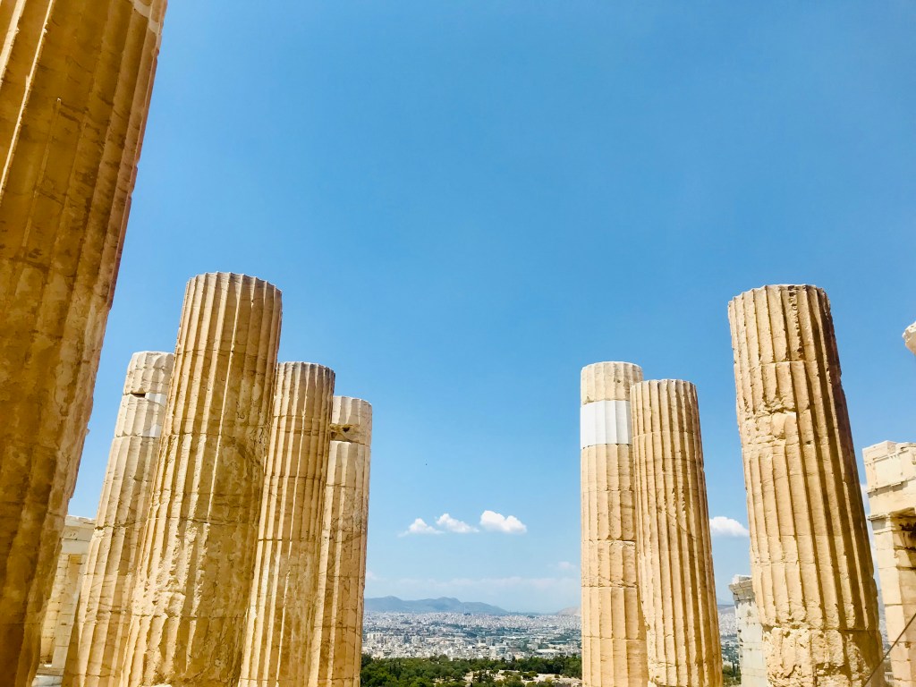 Le colonne del tempio di Atena Nike - Acropoli di Atene, Grecia