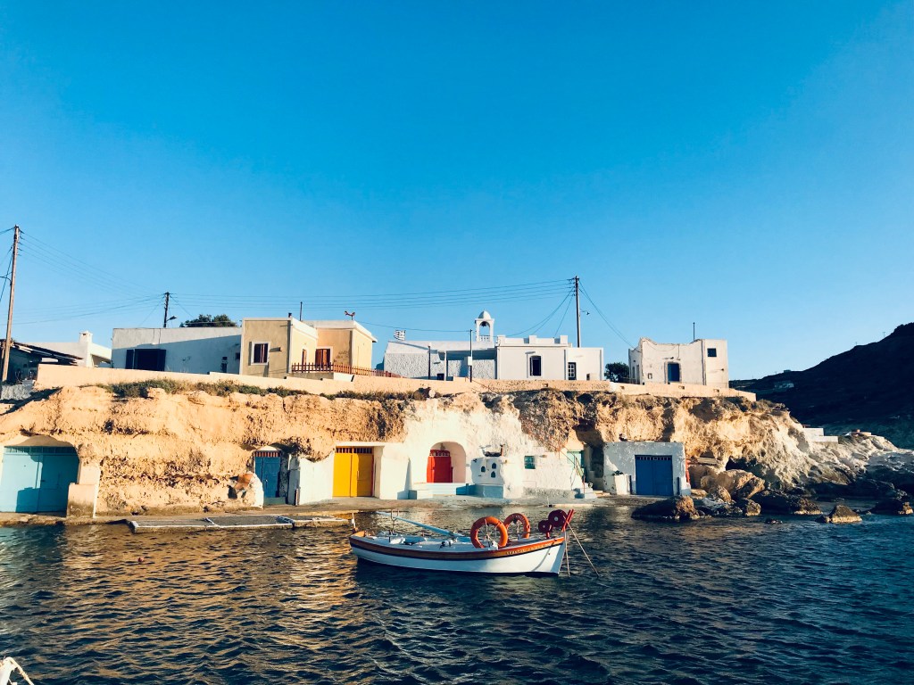 I colori irresistibili di Mandrakia - Milos, Isole Cicladi, Grecia