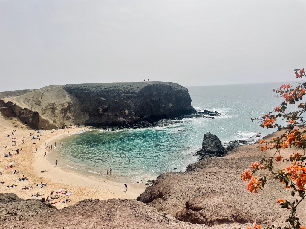 playa papagayo, lanzarote
