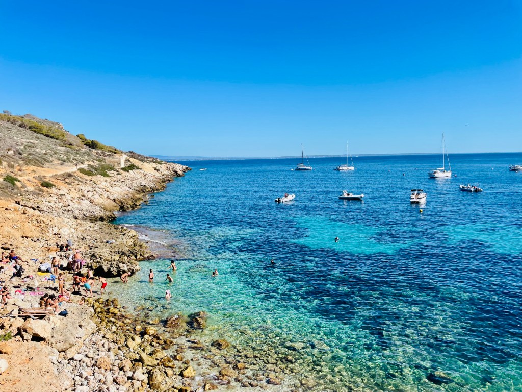 Cala Fredda - Levanzo, Isole Egadi, Italia