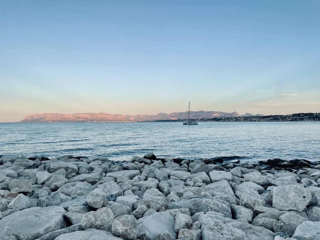 La luce del tramonto sul golfo di Castellammare - Trapani, Sicilia, Italia