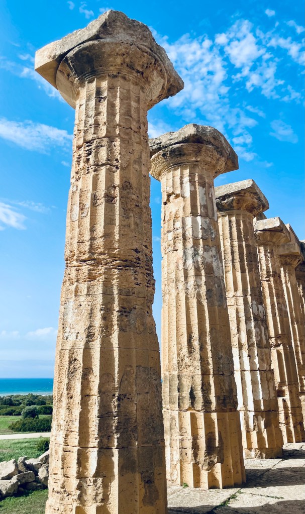 Le colonne del tempio E di Selinunte - Trapani, Sicilia, Italia