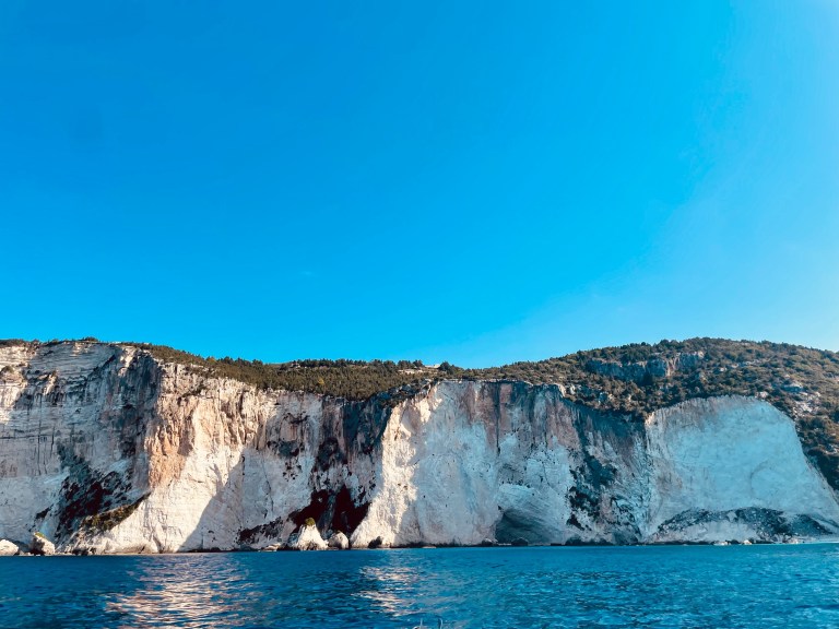 Le scogliere della spiaggia di Erimitis - Paxos, Isole Ioniche, Grecia